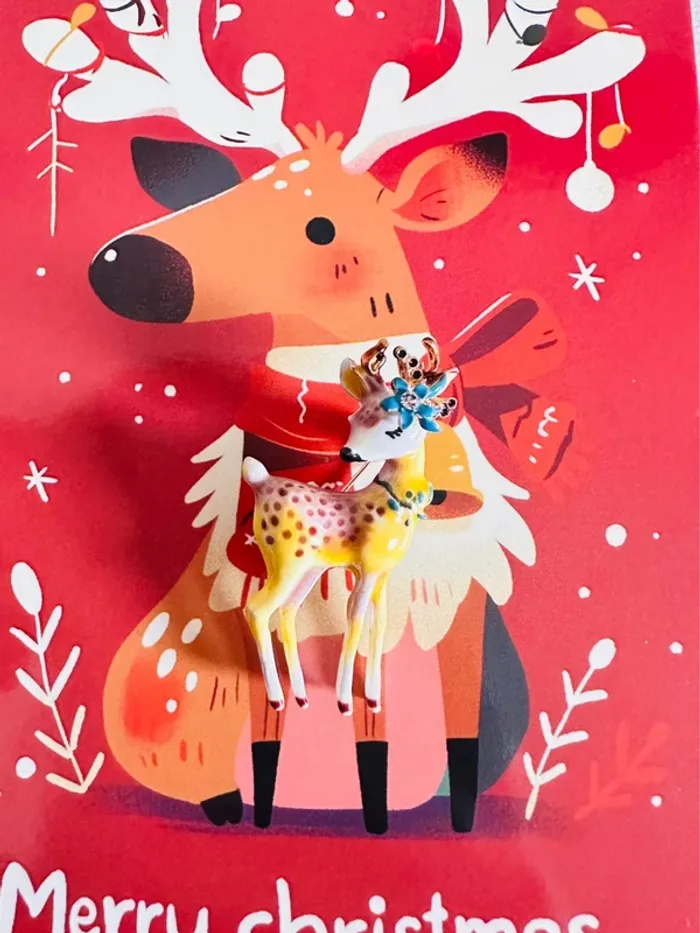 Broche faon de Noël en émail – Création artisanale vintage, pièce unique