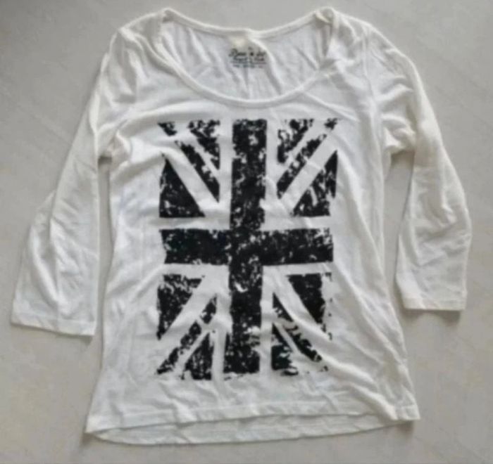 Tee shirt fin