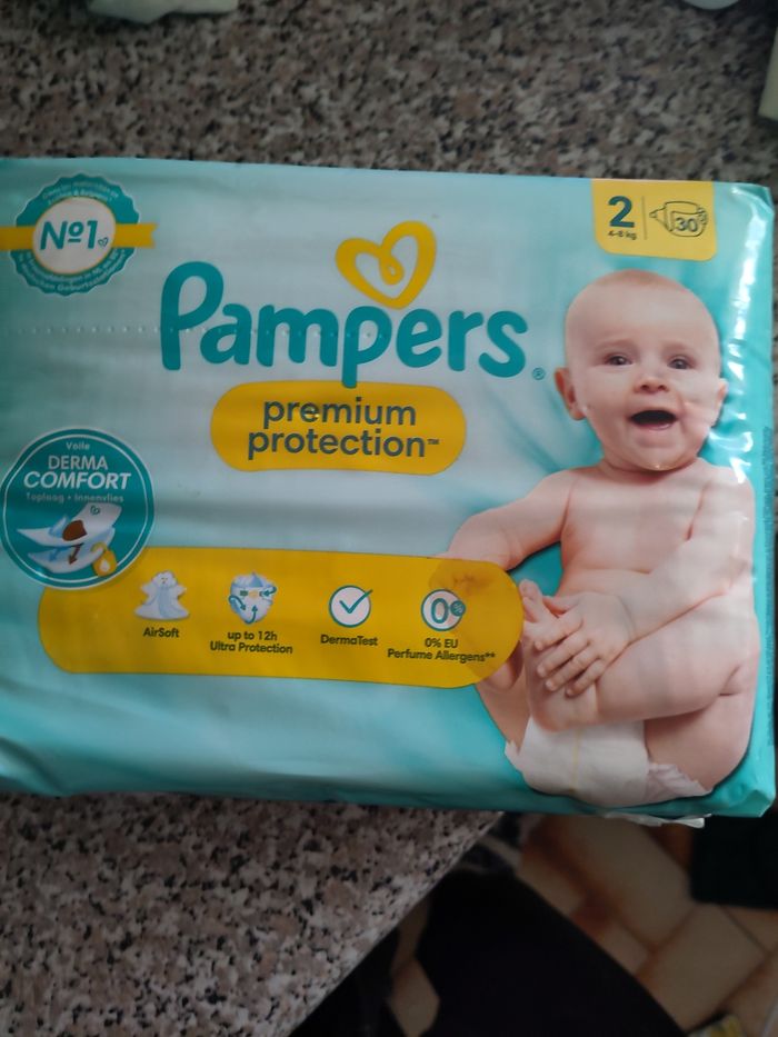 30 couches Pampers