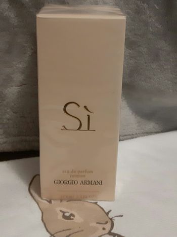 Armani si intense