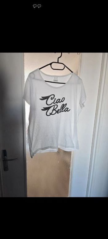 Tee shirt