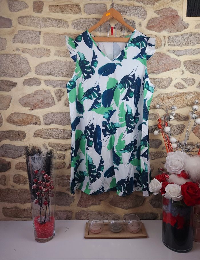 Robe tropical blanc et vert Femme taille 52 marque Missguided 💎