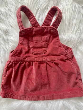 Très jolie petite robe matière jean tape à l’œil