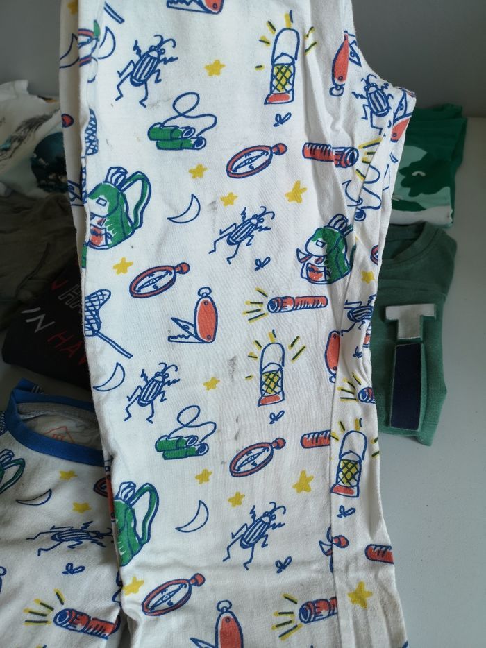 Lot vêtements 6 ans - photo numéro 5