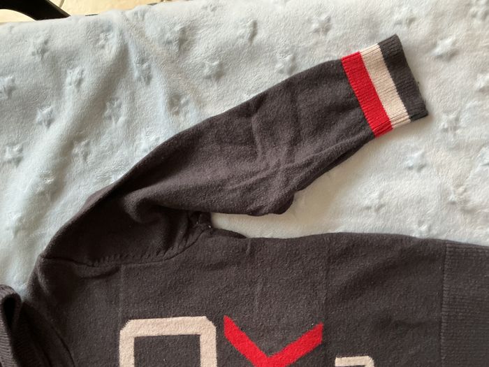 pull léger à capuche gris et rouge 3 ans grain de blé - photo numéro 5