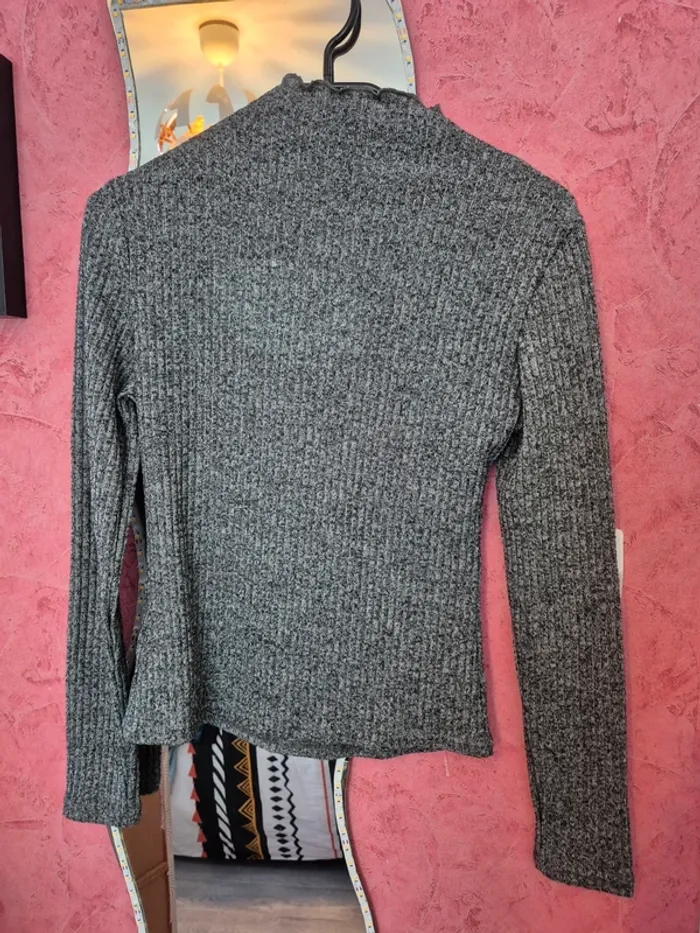 T-shirt manches longues gris Shein - photo numéro 3