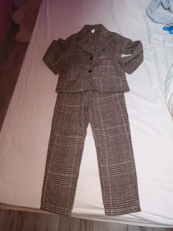 Costume 2 pièce 6ans