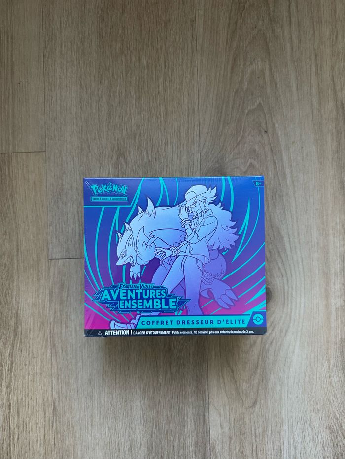 ETB Aventure Ensemble Pokémon EV9