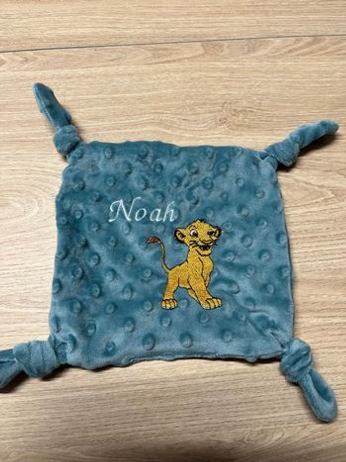 Doudou roi lion - photo numéro 4