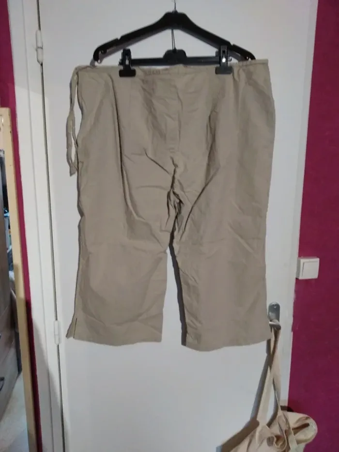 Pantacourt femme taille 50/52 - photo numéro 3