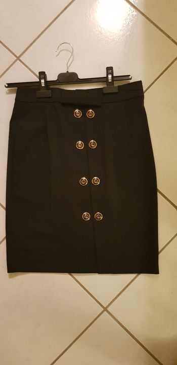 Jupe marine à faux boutonnage