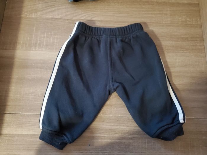 Lot de 4 pantalons et 1 short bébé garçon 6 mois - photo numéro 4