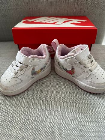 Baskette Nike bébé