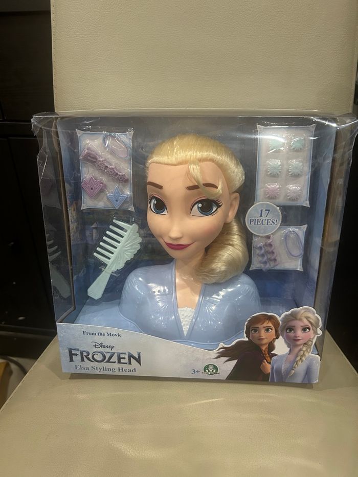 Tête à coiffer la reine des neiges Elsa neuf - photo numéro 2