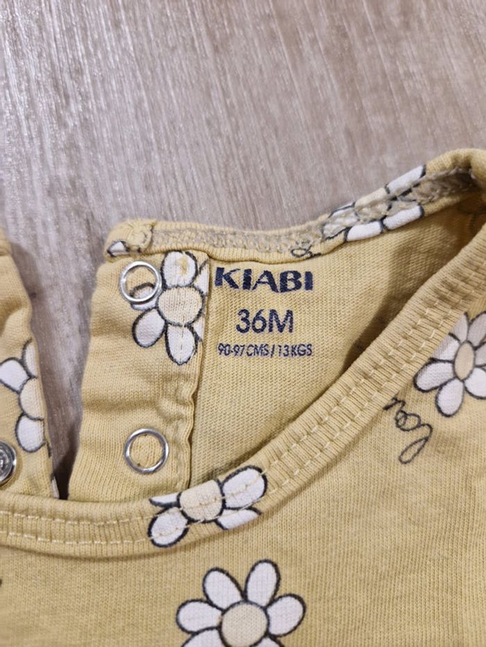 T-shirt pâquerettes jaunes - photo numéro 2