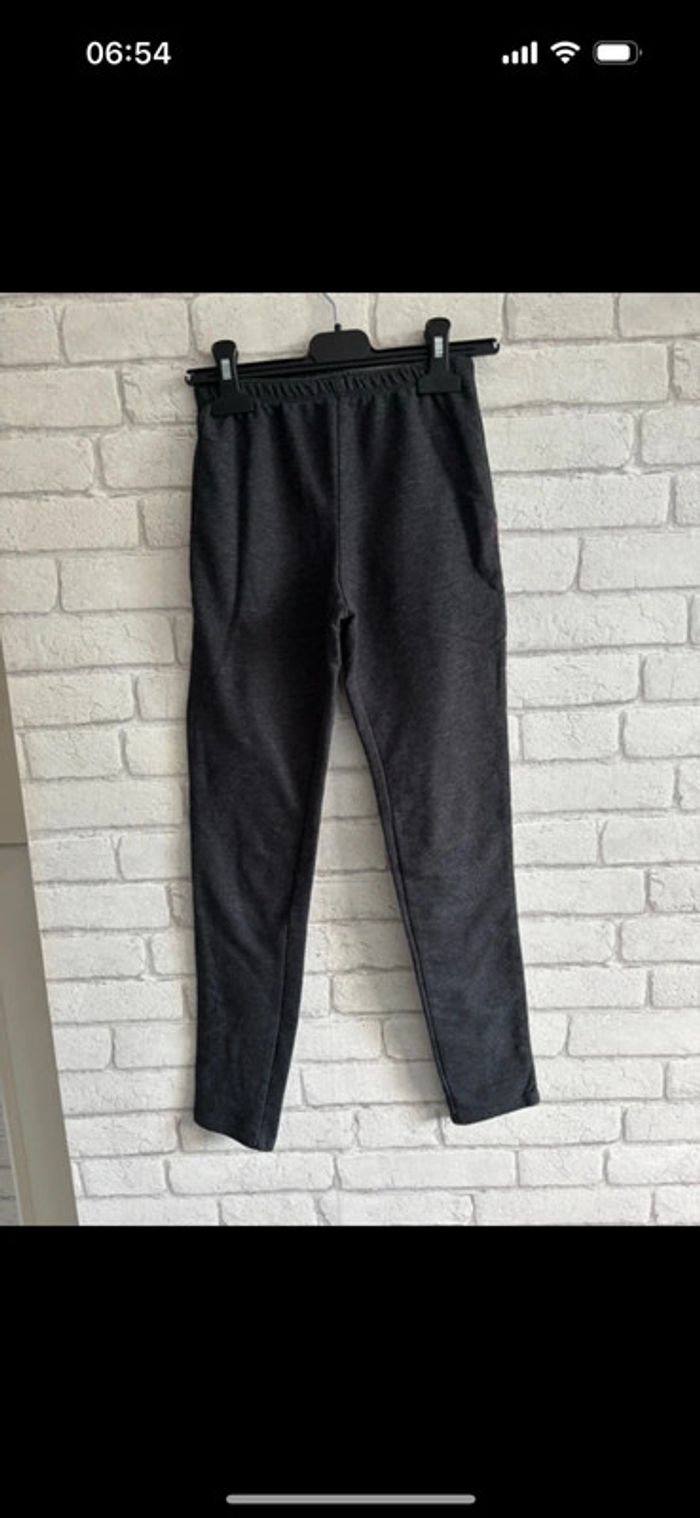 Legging décathlon taille 10/11 ans