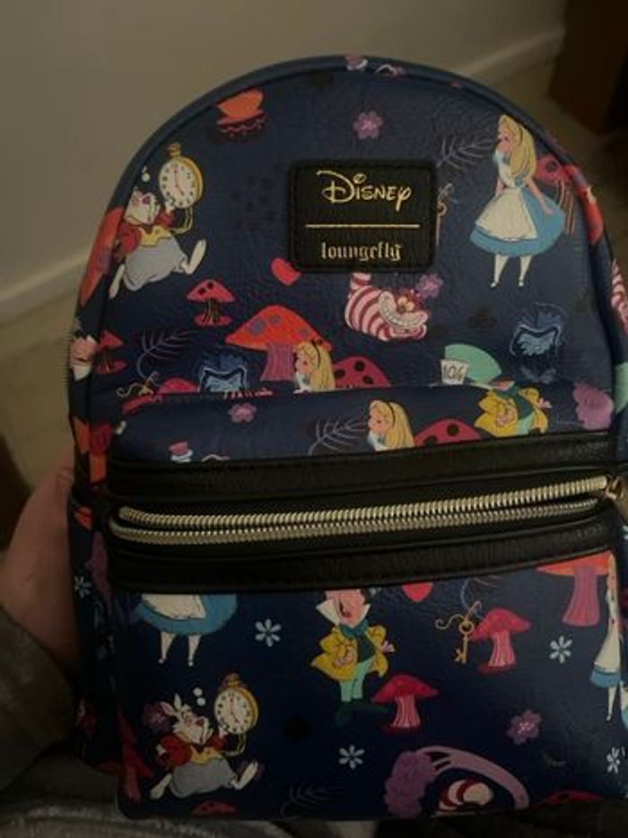 Mini sac à dos Loungefly Disney – Alice au Pays des Merveilles - photo numéro 4