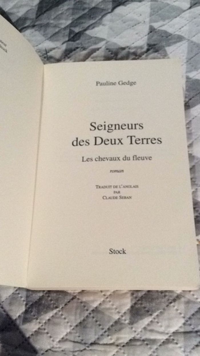 #Seigneurs des Deux terres les chevaux du fleuve par Pauline Gedge - photo numéro 3