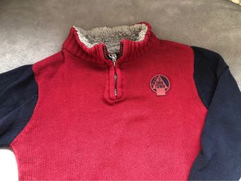 Pull 3 pommes 7 ans