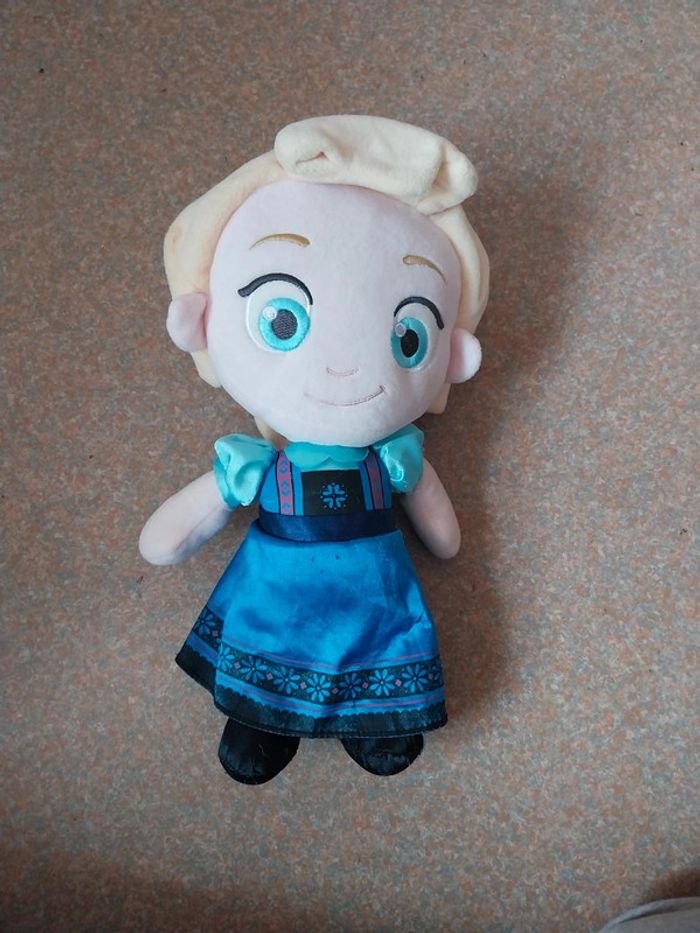 Poupee elsa 1