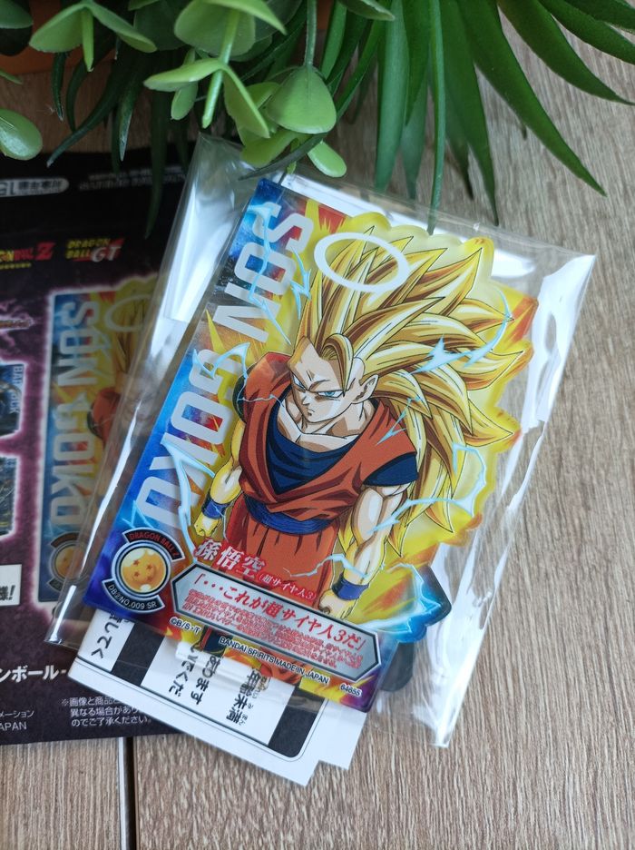 Petite figurine acrylique Son Goku super Saiyan 3 Bandai Ichiban Kuji - photo numéro 2