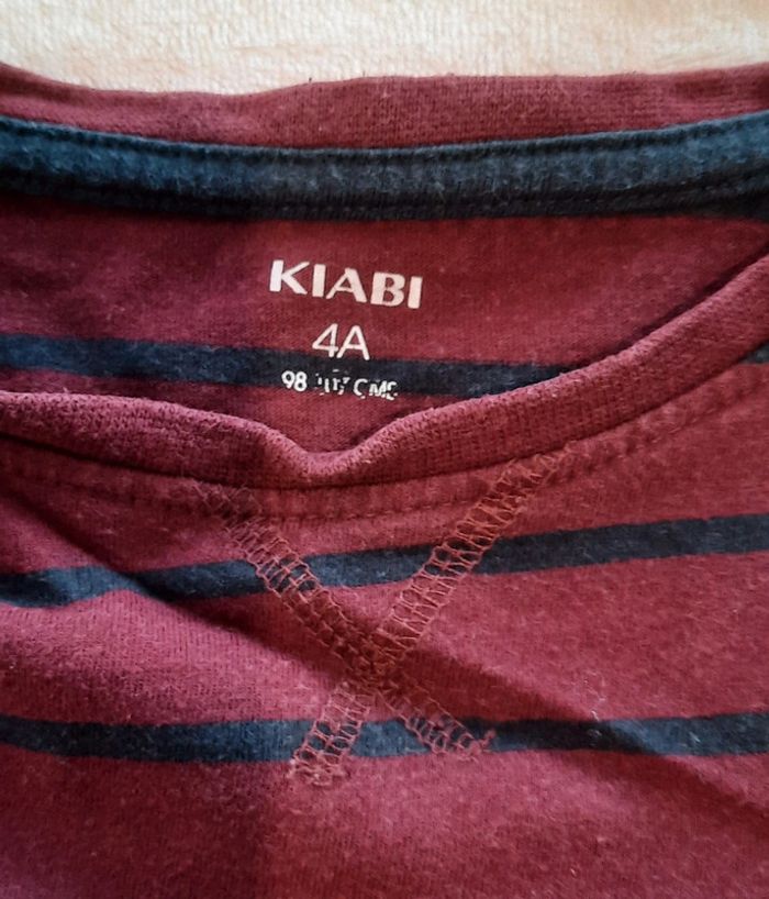 2 T-shirts manche longue 4 ans - photo numéro 5