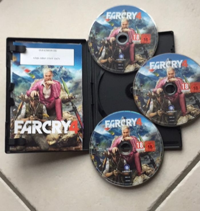 PC dvd Rom Facry 3 et 4 - photo numéro 4