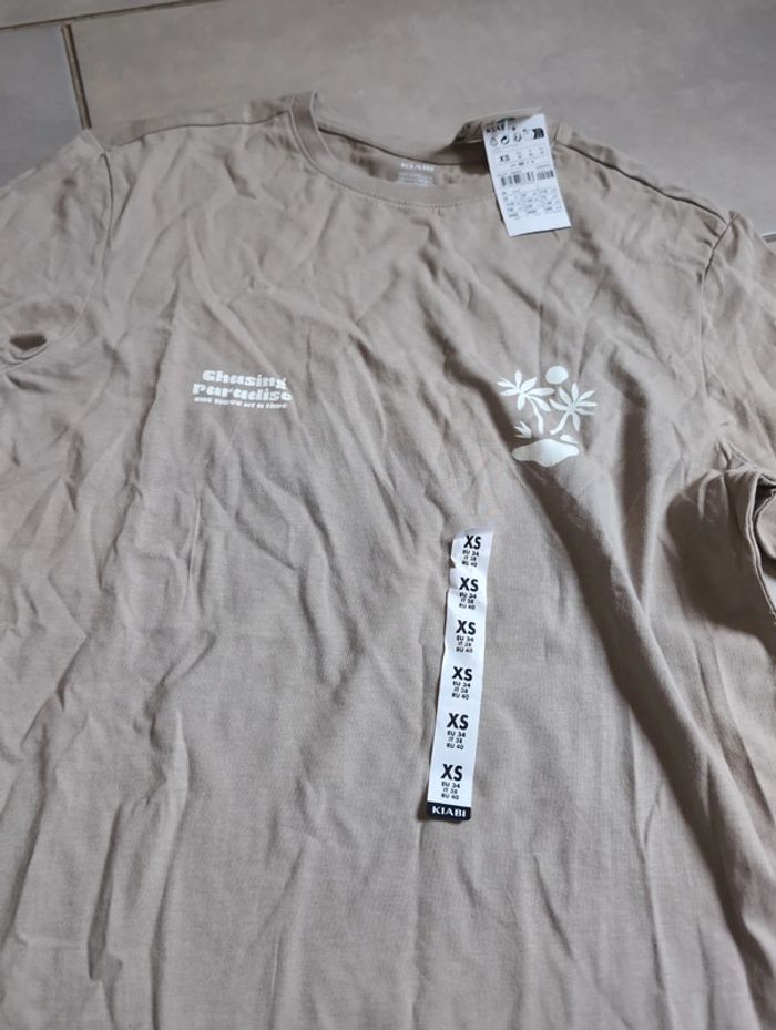 T-shirt xs neuf Kiabi - photo numéro 2