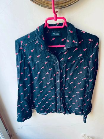 Sublime chemise kookai noir avec dessins guitare électrique taille 40