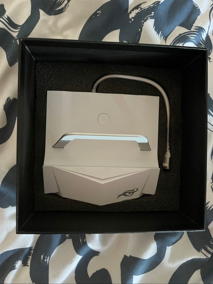 Station d’accueil Asus rog ally parfait état - photo numéro 2