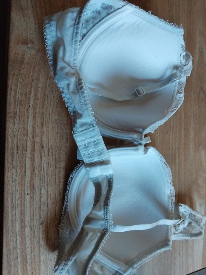 Soutien gorge blanc cassé - photo numéro 5