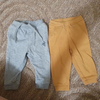 Lot 2 pantalons 12 mois