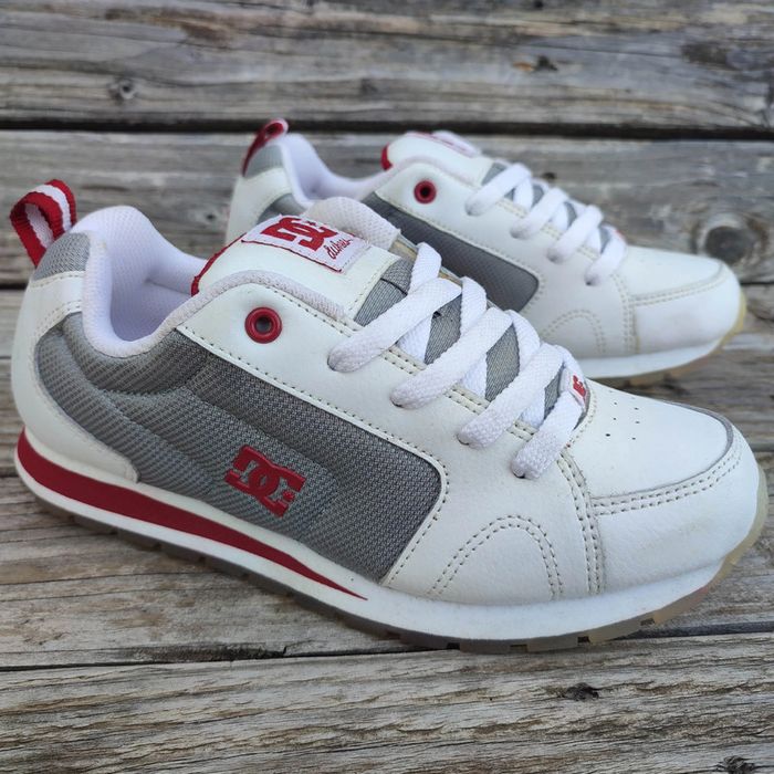 Basket vintage running retro DC shoes Luna de 2005 taille 37 - photo numéro 2
