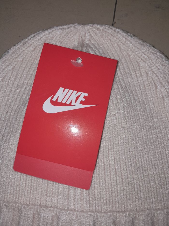 Lot  2 bonnet - photo numéro 3