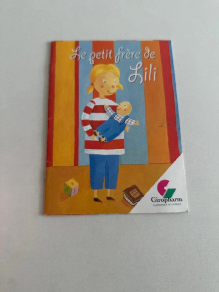 Lot de 8 livres Lili édition Giro Pharm - photo numéro 5