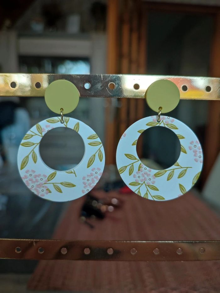 Boucle d'oreilles - photo numéro 2