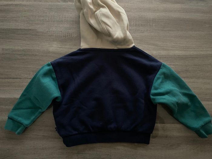 Sweat pull à à capuche Okaidi 🌻 - photo numéro 6