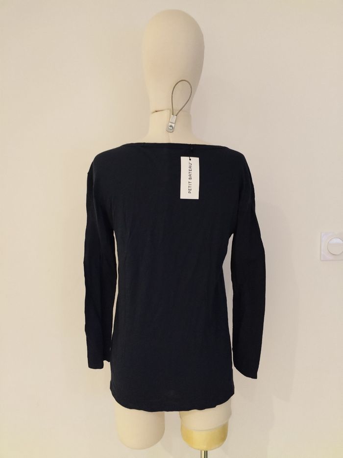 TEE-SHIRT FEMME BLEU MARINE VINTAGE A MANCHES LONGUES PETIT BATEAU T M/38 - photo numéro 3