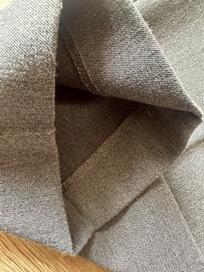 Pantalon gris cintré - photo numéro 3