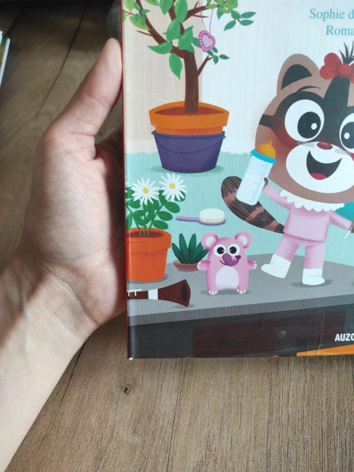 Livre : Simon a une petite soeur - photo numéro 4