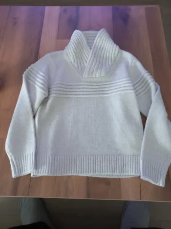 Pull en laine taille 6 ans