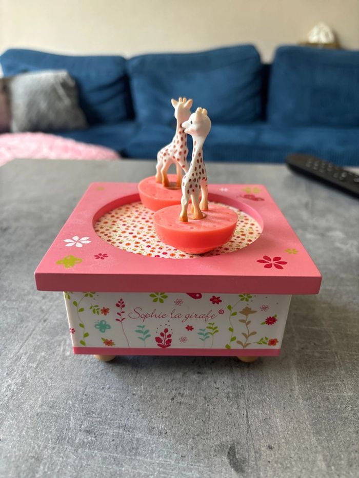 Boîte dancing Sophie la girafe - photo numéro 4