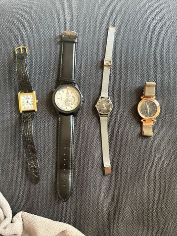 Lors de montres métro Qwartz , tag heure stainless steel et fantasy
