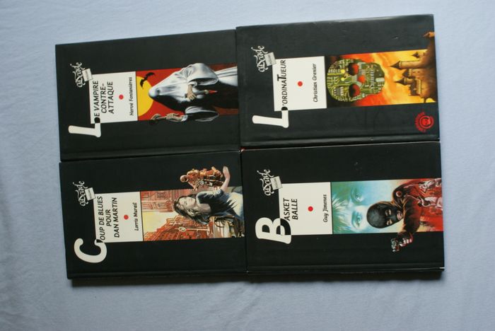 LOT DE 4 LIVRES DE LA COLLECTION CASCADE POLICIER