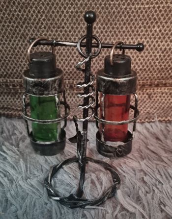 Salière et poivrière lanternes thème marin vintage