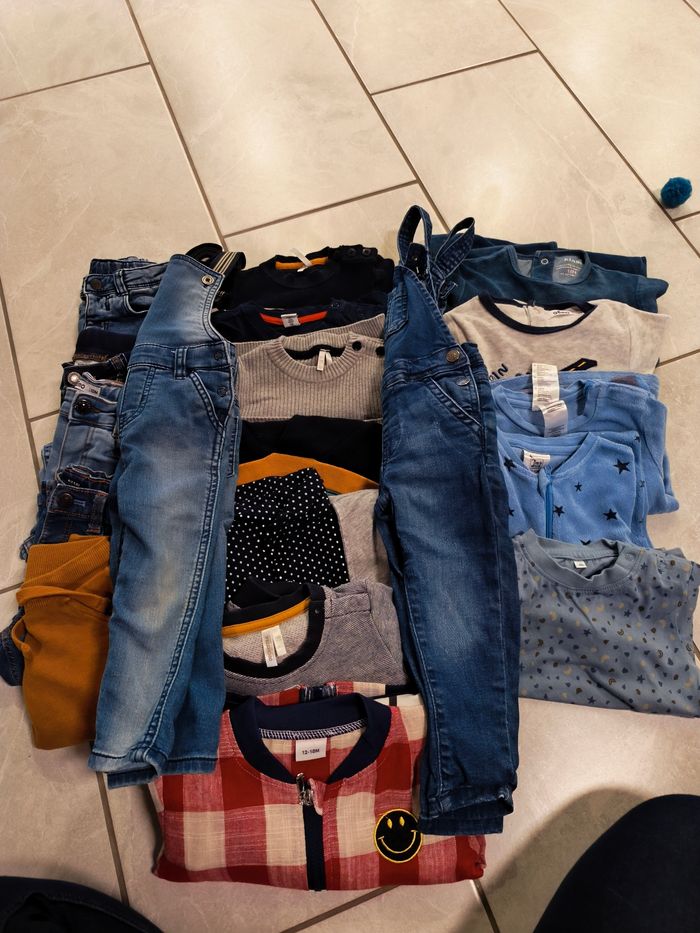 Lot vêtements 18 mois