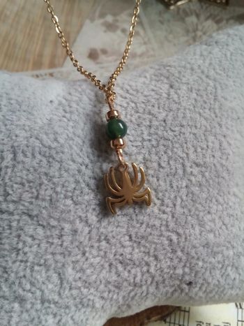 Collier perle agate indienne et araignée