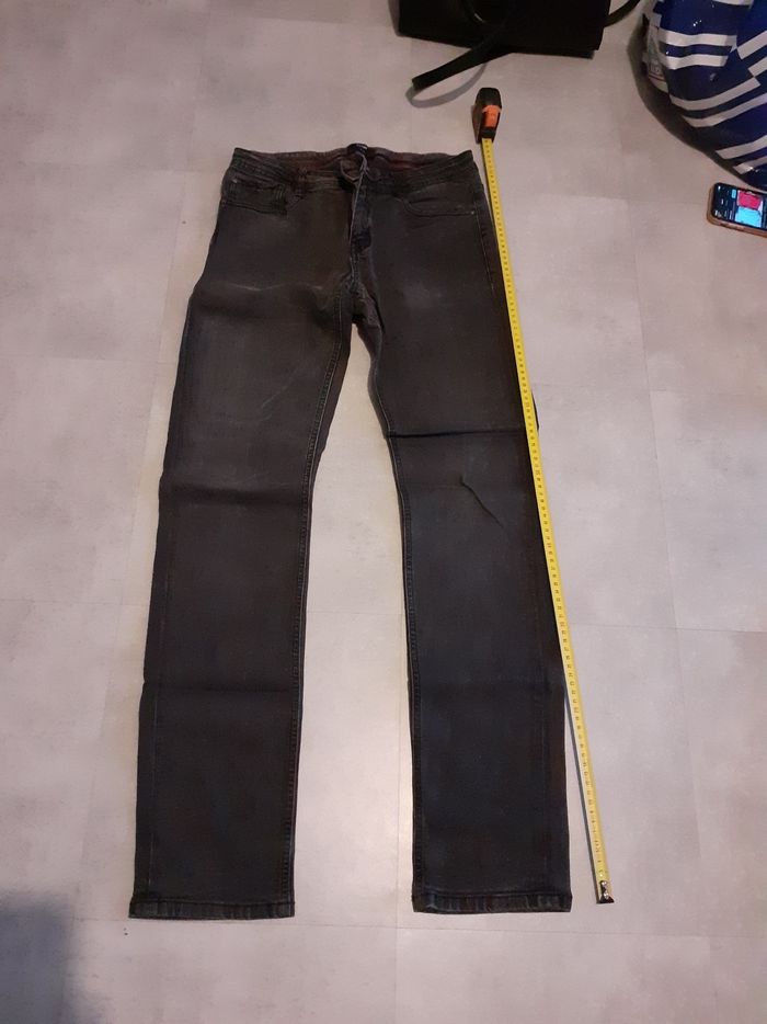 Jeans.