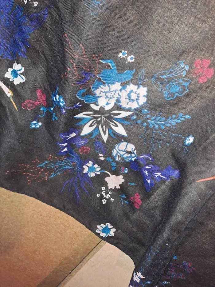 Foulard femme - photo numéro 3
