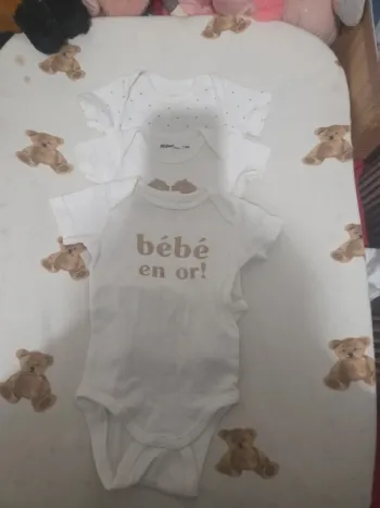 3 bodies manche courte 6 mois Gémo